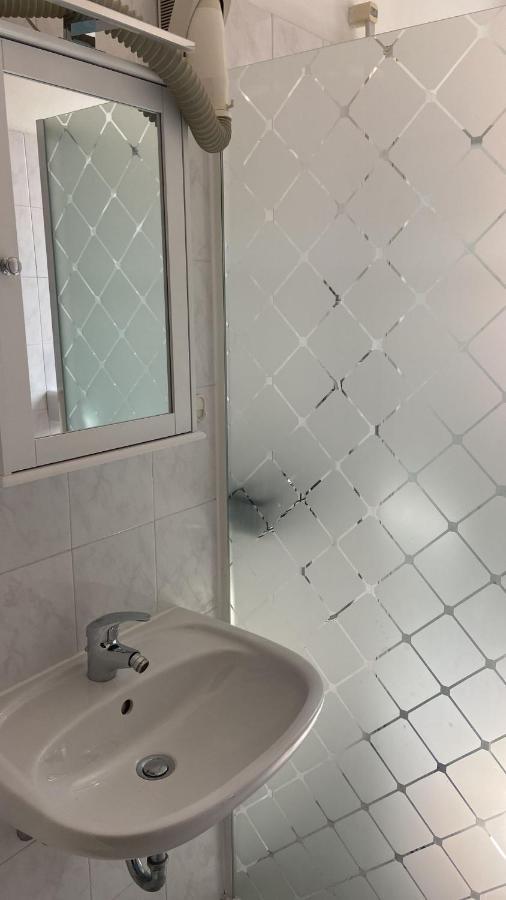 Hotel Sole مارينا دي ماسا المظهر الخارجي الصورة