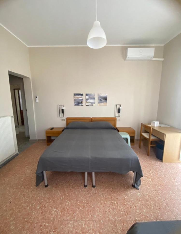 Hotel Sole مارينا دي ماسا المظهر الخارجي الصورة
